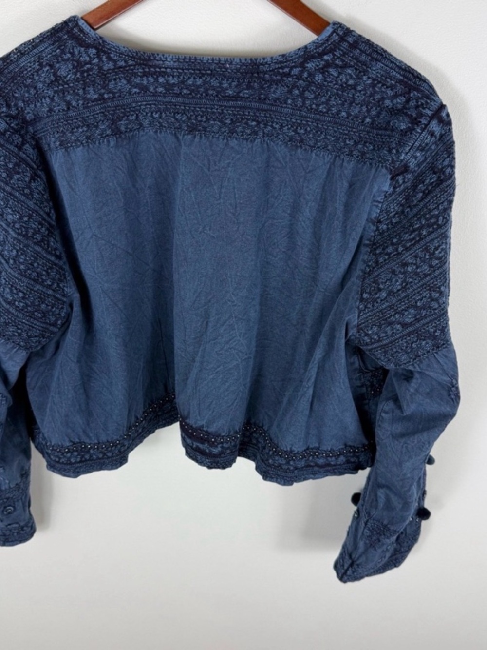 Blue Embroidered Cropped Jacket soft surroundings 2xl Theodora 
NWOT - Picture 3 of 6